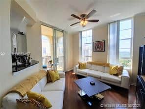 FORT LAUDERDALE, FL