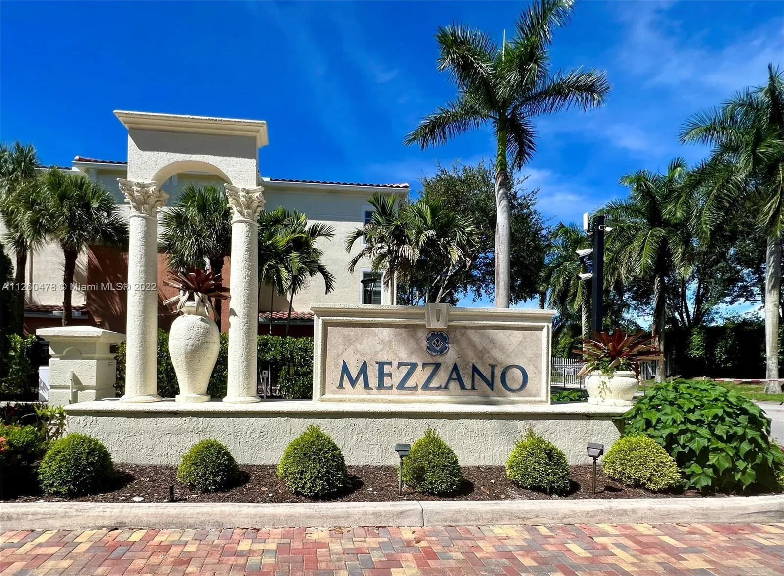 WEST PALM BEACH, FL
