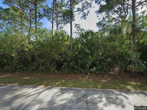 222 SW BECKER RD - Image 1