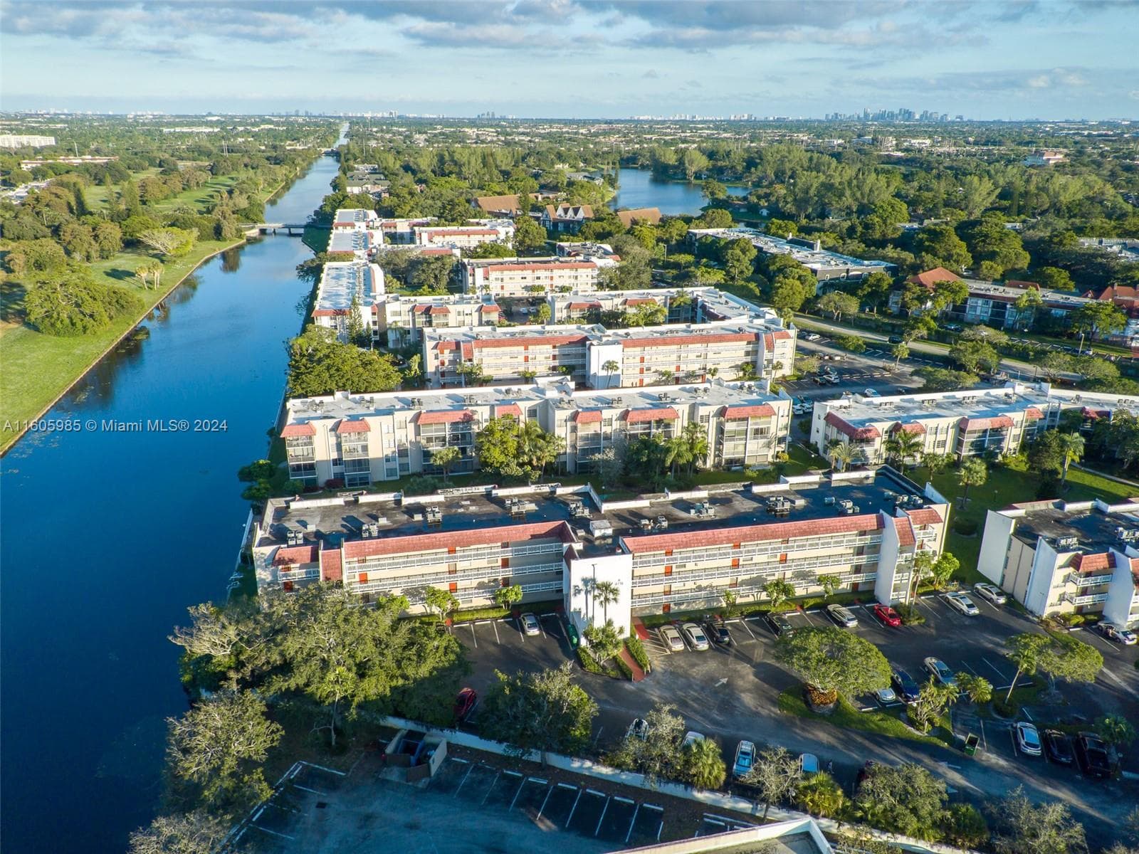 3776  Inverrary Blvd - Image 1