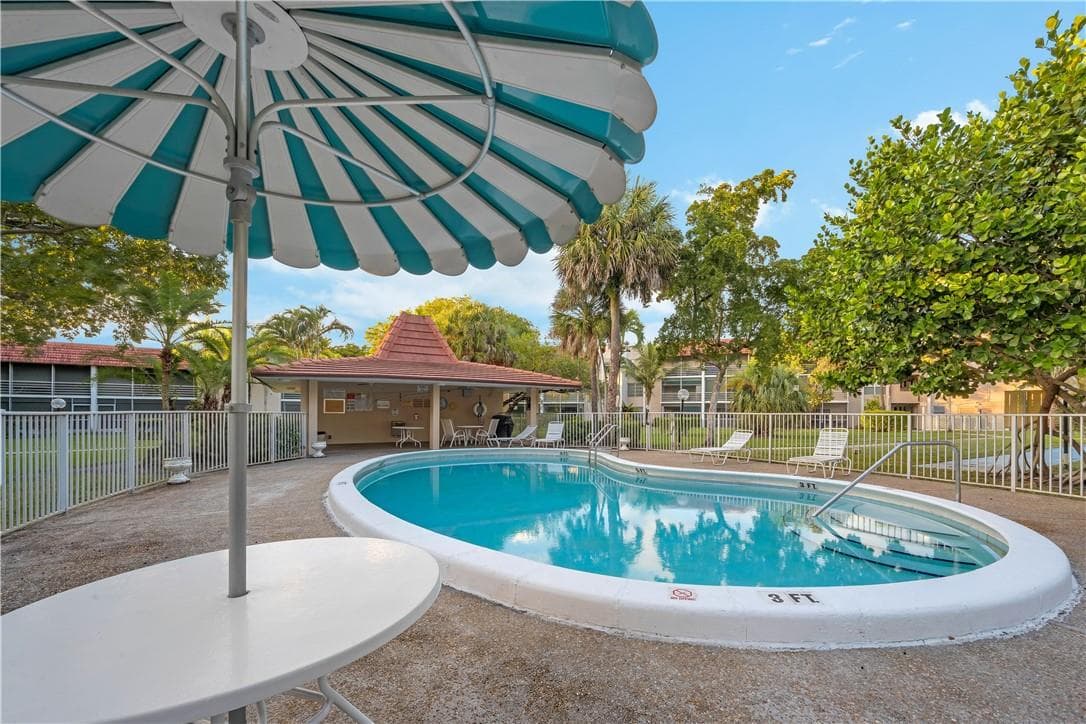3774 Inverrary Blvd # 104P - Image 1