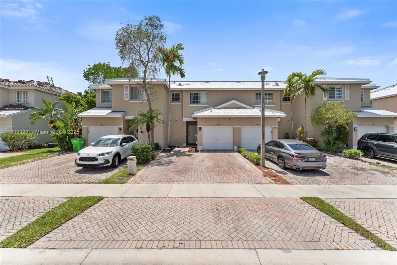 4011 NW 92nd Ave - Image 1