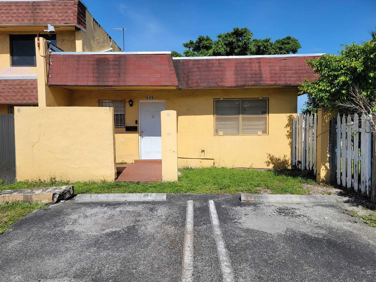 606 NW 179th Street, Miami Gardens FL 33169 - Image 1