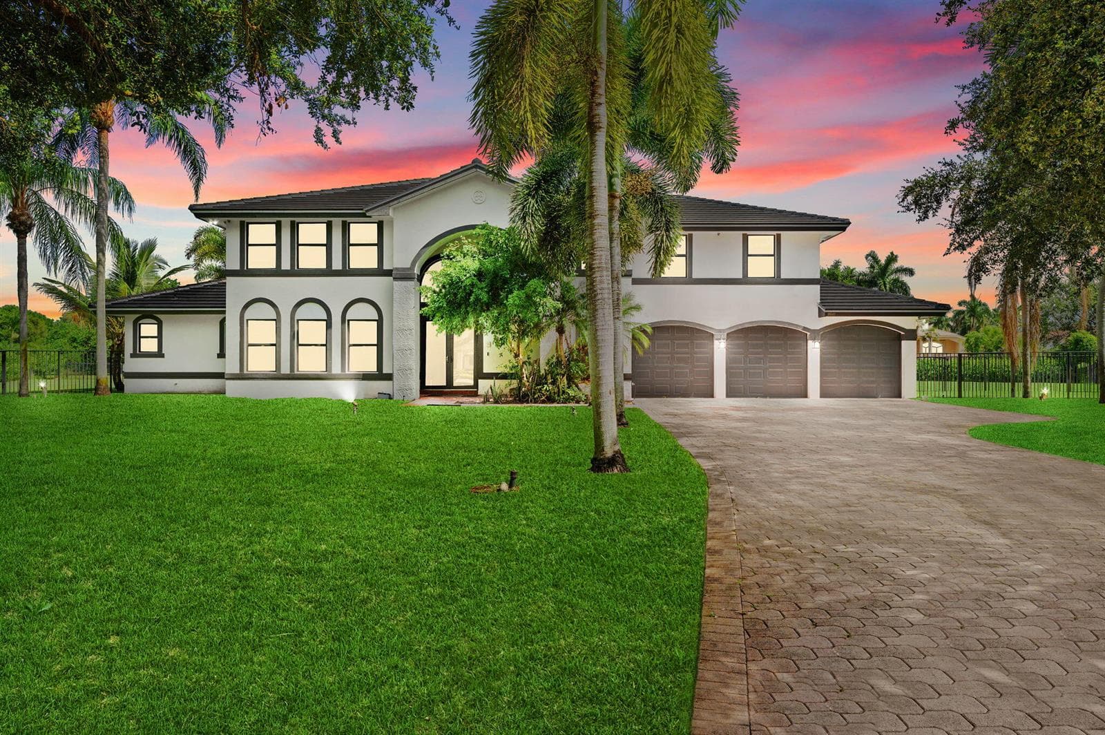 10641 SW 37TH Place, Davie FL 33328 - Image 1