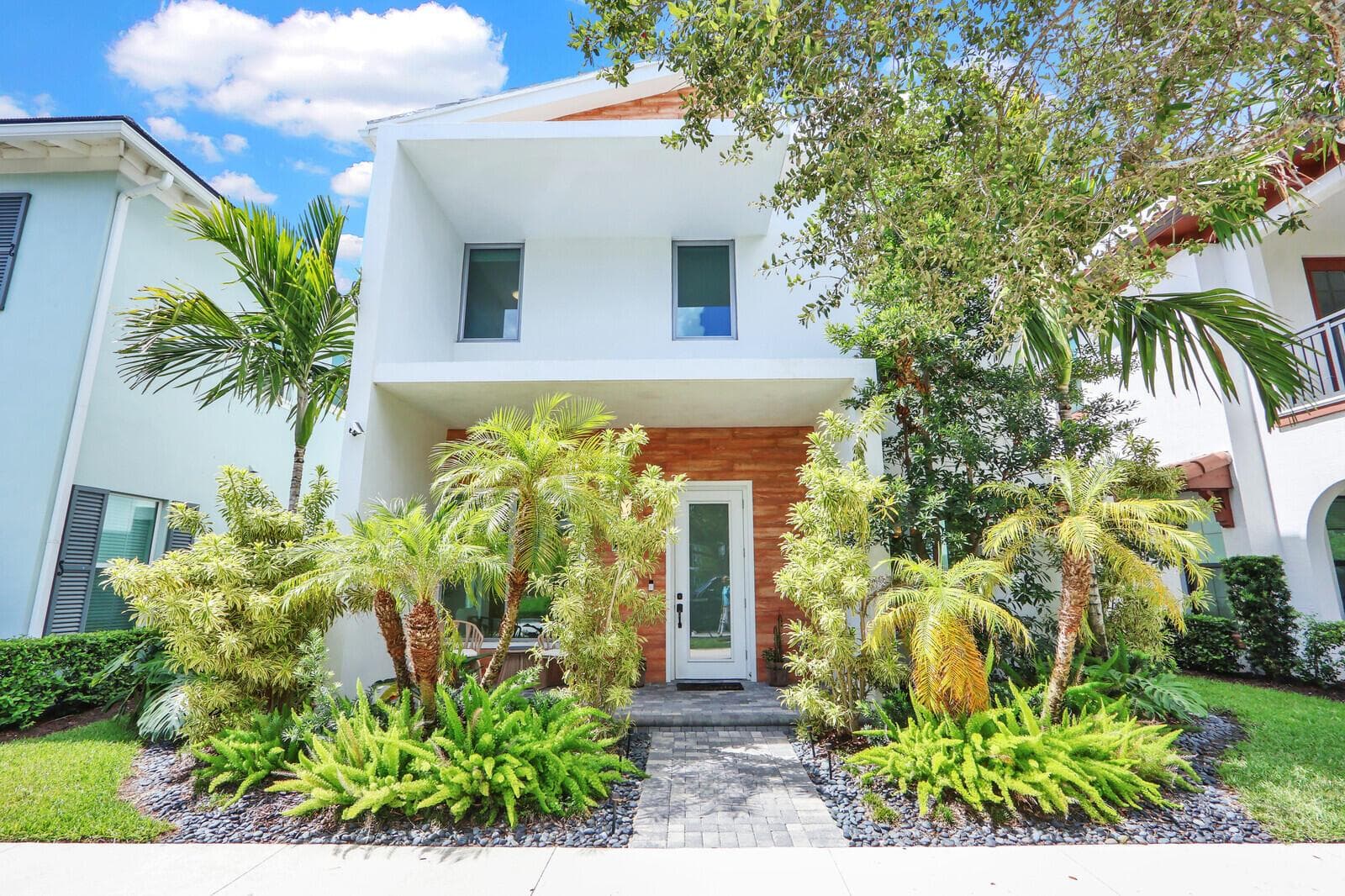 1201 Faulkner Terrace, Palm Beach Gardens FL 33418 - Image 1