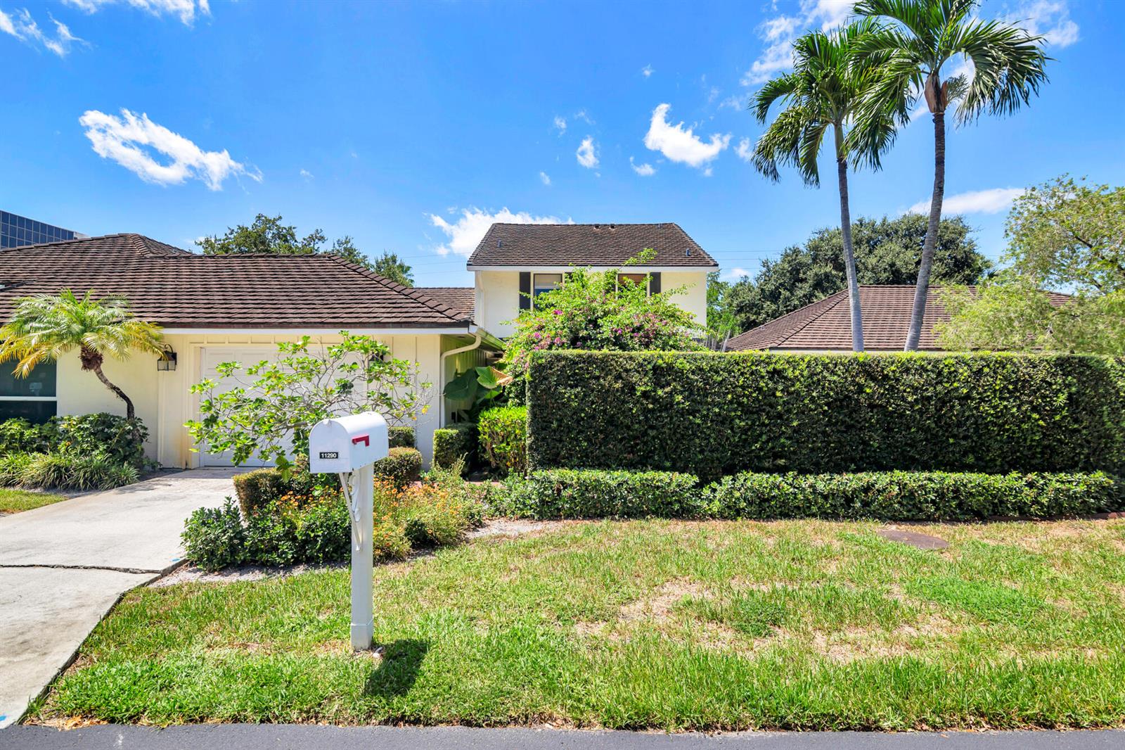 11290 Glen Oaks Court, North Palm Beach FL 33408 - Image 1