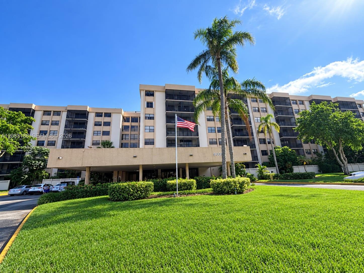900 NE 195th St # 703, Miami FL 33179 - Image 1