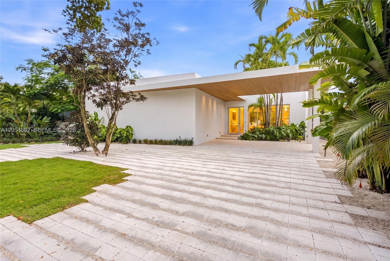 188 Cherokee St, Miami Springs FL 33166 - Image 1
