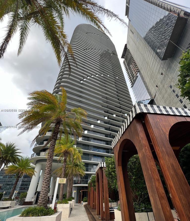 Miami, FL