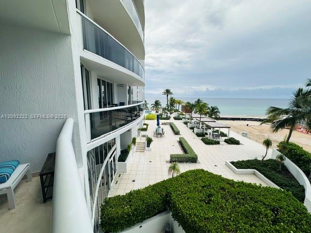 Sunny Isles Beach, FL